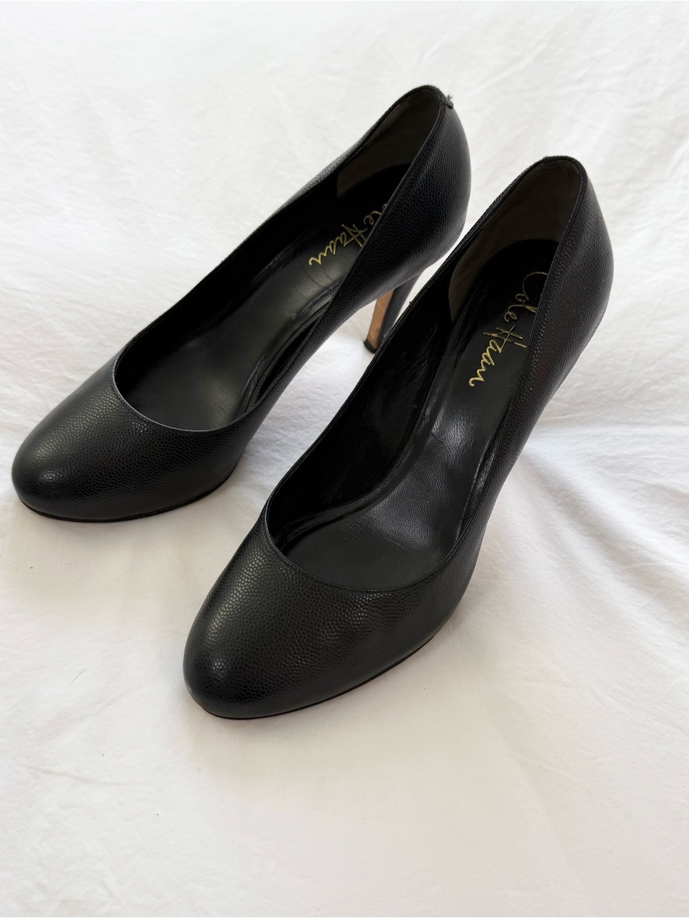 Cole Haan Air Black Leather Pumps Size 5.5